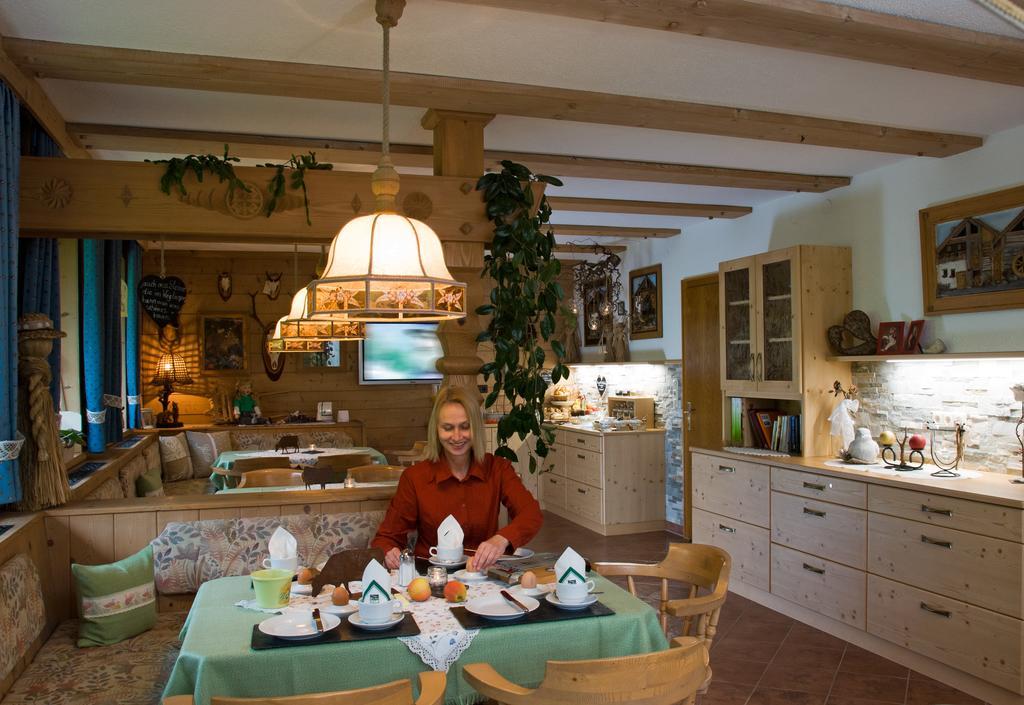 Отель Berghof Am Schwand Hinterhornbach Экстерьер фото